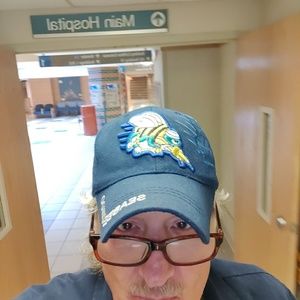 Meet your Posher, Daniel